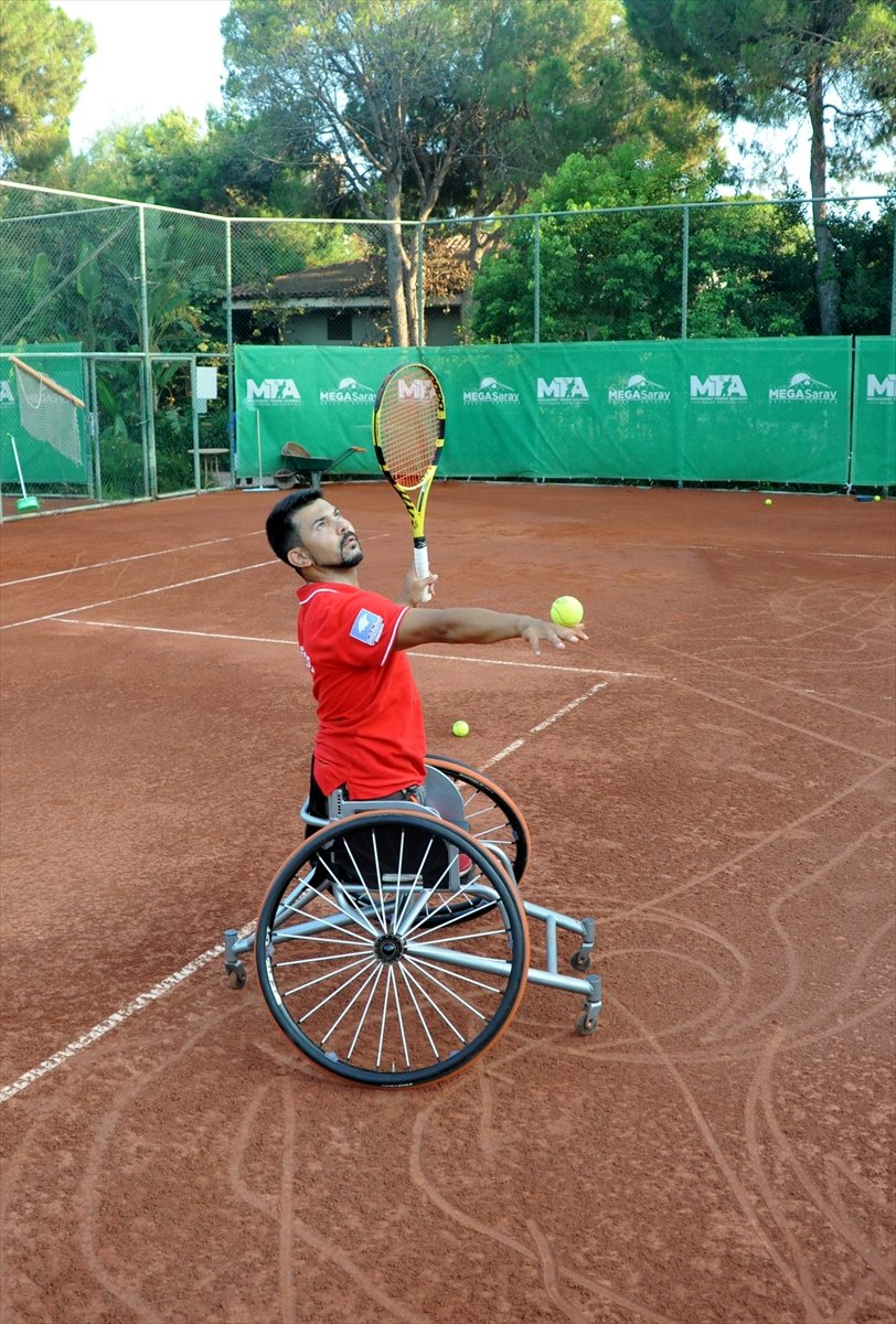 Kortların Paralimpik Yıldızı Uğur Altınel'in Hedefi Olimpiyat Kotası Almak: