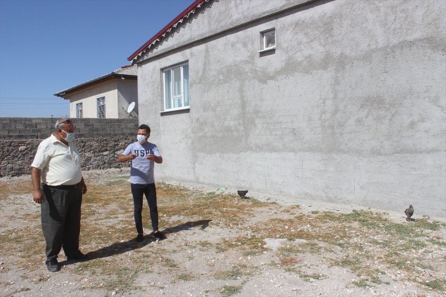 Konya'da Obruk Riskine Karşı Bir Ev Tahliye Edildi