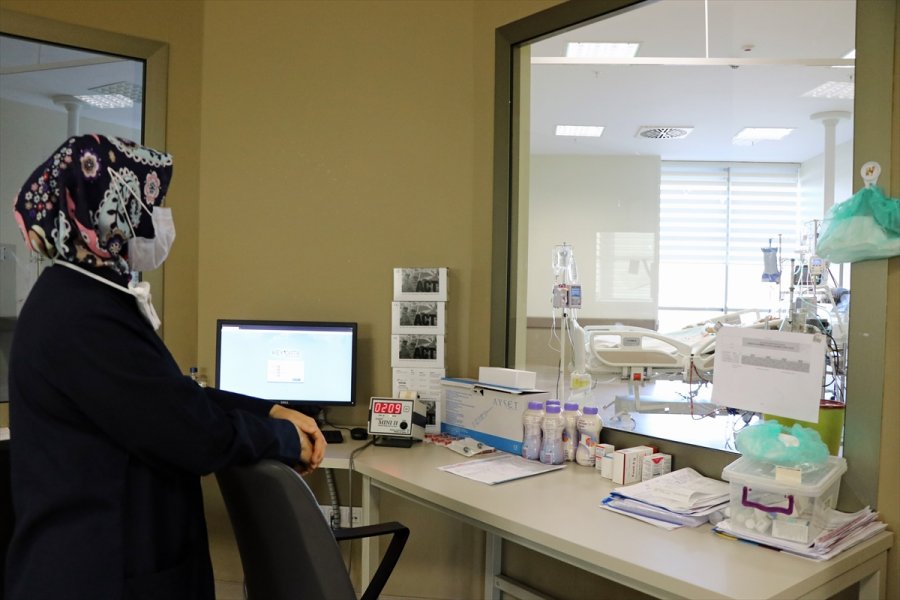 Neslihan Hemşirenin Polis Eşinin Başındaki En Zor Nöbeti