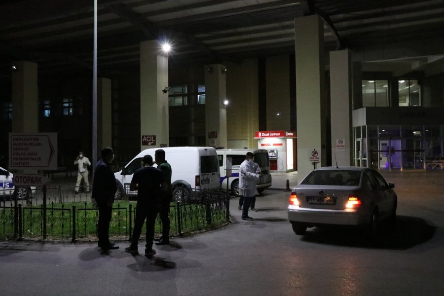 Niğde'de Hamile Eşini Darbeden Komşusu İle Kocasını Tabancayla Yaralayan Saldırgan Kaçtı