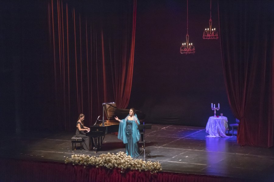 Antalya Devlet Opera Ve Balesinden 