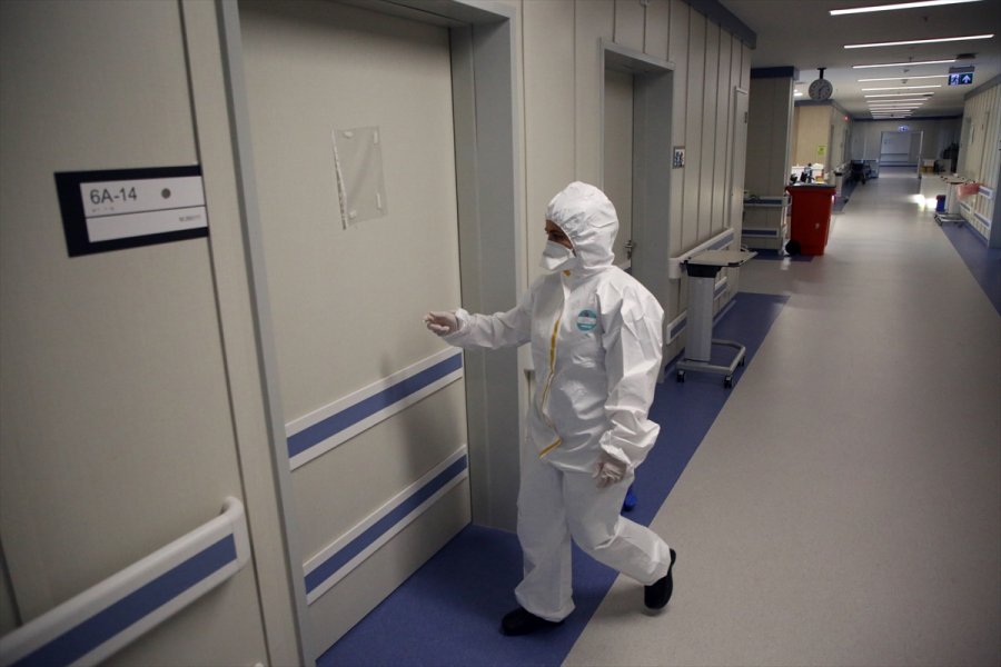 Doktorlar Kovid-19'la Savaşı Anlatıyor - 