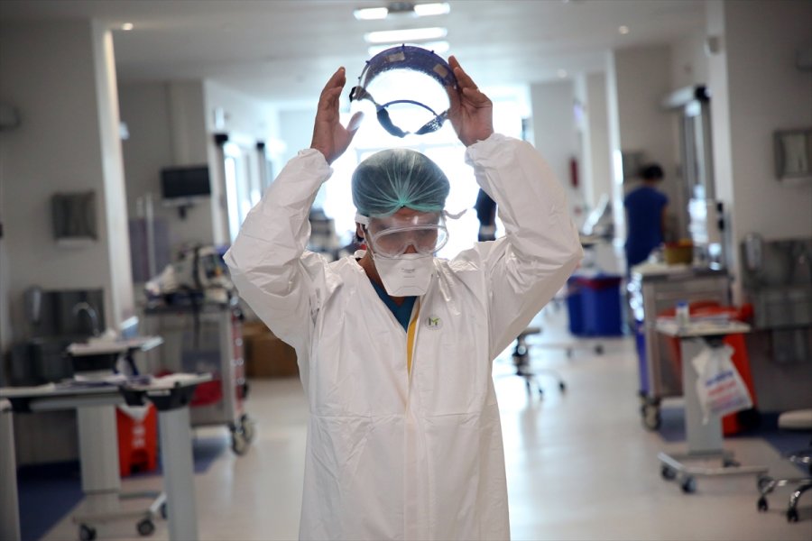 Doktorlar Kovid-19'la Savaşı Anlatıyor - 