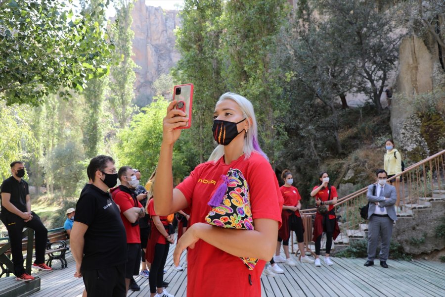 Galatasaray Hdı Sigorta Kadın Voleybol Takımı'ndan Ihlara Vadisi'ne Ziyaret