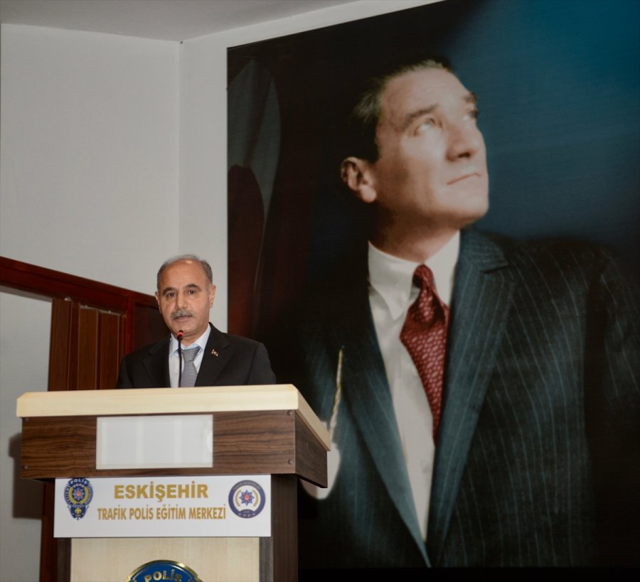 Emniyet Genel Müdürü Aktaş Eskişehir'deki Sertifika Töreninde Polislere Seslendi: