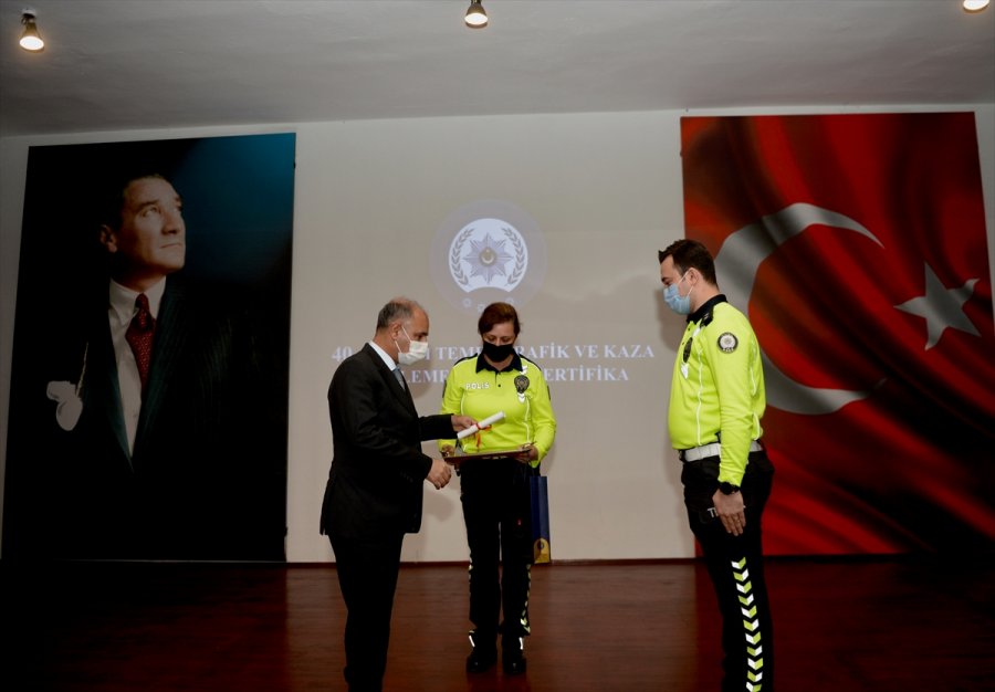 Emniyet Genel Müdürü Aktaş Eskişehir'deki Sertifika Töreninde Polislere Seslendi: