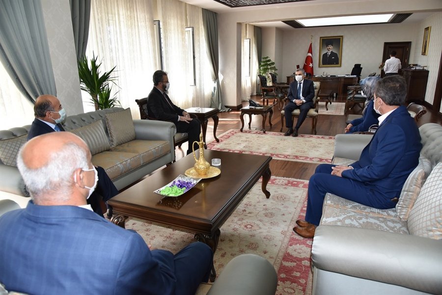 Karaman Valisi Işık'a Ziyaretler