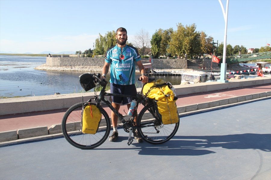 Bisikletiyle Tayland'dan Dünya Turuna Çıkan İspanyol Beden Eğitimi Öğretmeni Beyşehir'de Mola Verdi