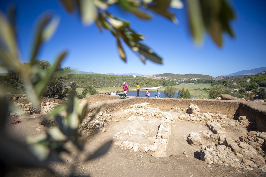 Patara'da 2 Bin 400 Yıllık 