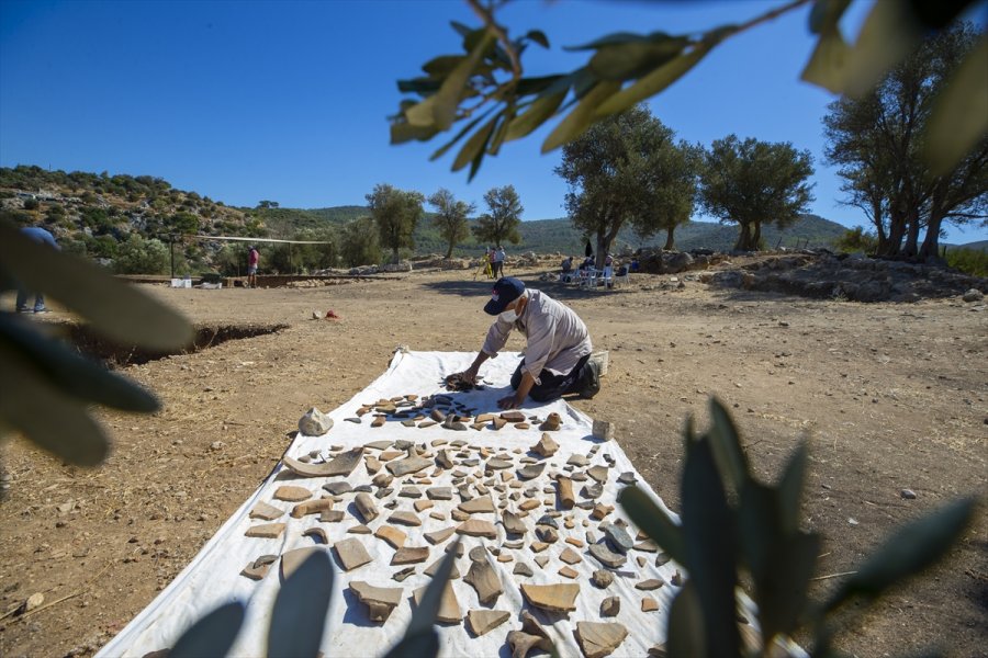 Patara'da 2 Bin 400 Yıllık 