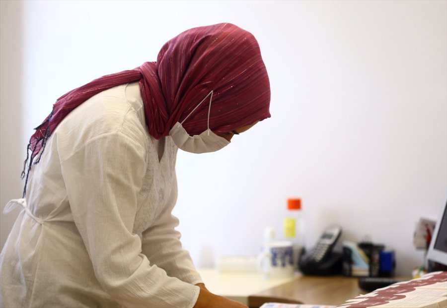 Vaka Sayısı Azalan Konya'da Kovid-19'la Mücadelenin Kahramanları: Filyasyon Ve Çağrı Merkezi Ekipleri