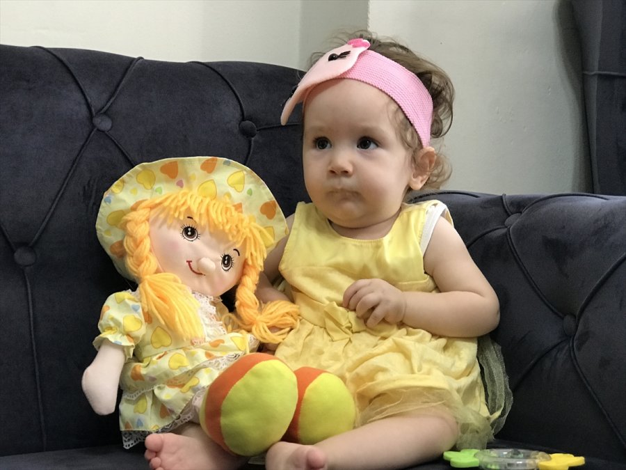 Tek Hayalleri Asya Bebeği Hayatta Tutabilmek