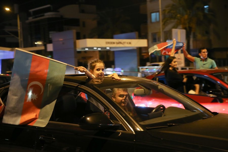 Antalya'da Azerbaycan'a Destek İçin Araç Konvoyu Oluşturuldu