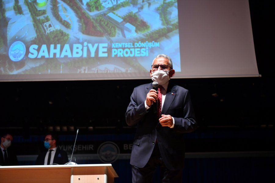 Başkan Büyükkılıç, Sahabiye Projesi'nin Hak Sahipleriyle Bir Araya Geldi