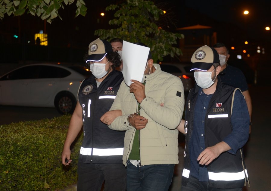 Güncelleme - Eskişehir'de Kılık Değiştirerek Başkalarının Yerine Sınava Giren 8 Şüpheli Yakalandı