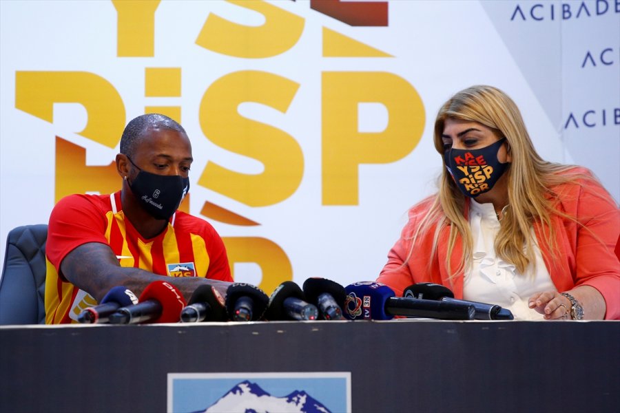 Kayserispor, Manuel Fernandes'le Sözleşme İmzaladı