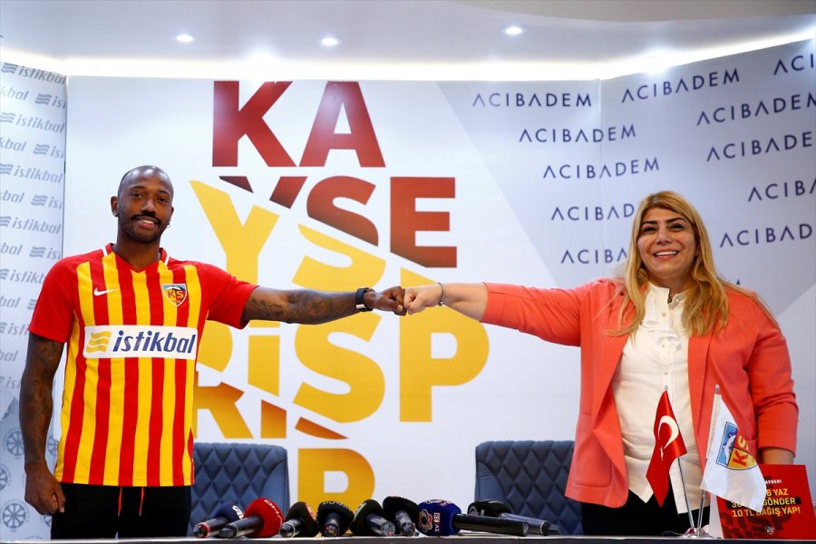 Kayserispor, Manuel Fernandes'le Sözleşme İmzaladı