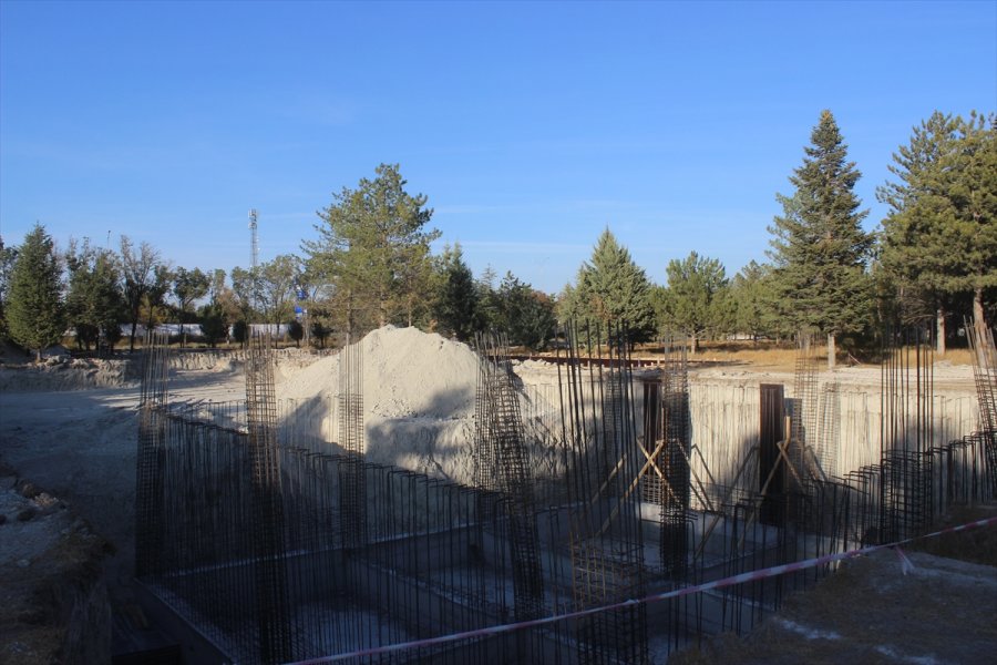 Karapınar Millet Bahçesi İnşaatı Başladı