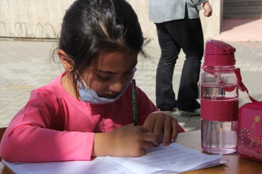 Kaymakam Şahin Ve Başkan Koçer Okulları Ziyaret Etti