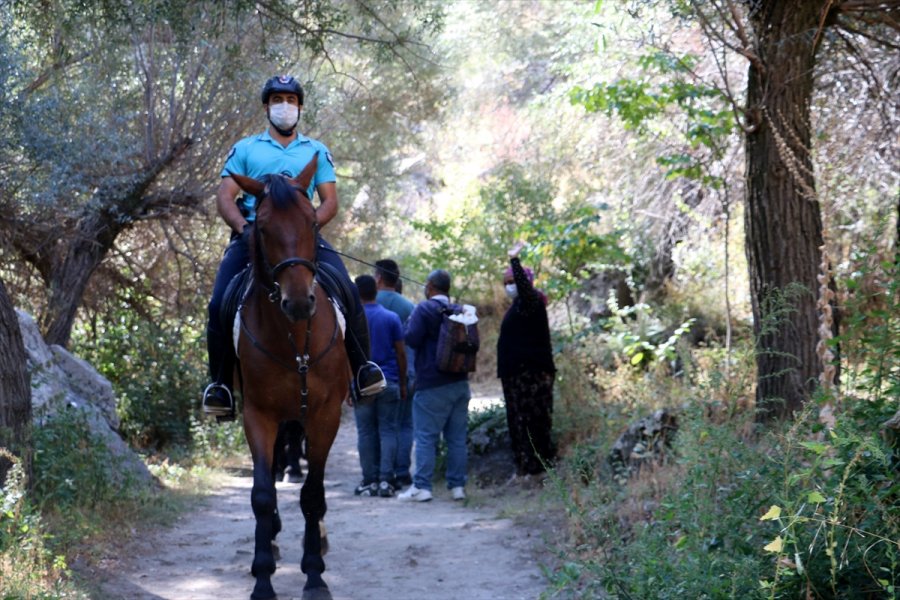 Ihlara Vadisi'nin Güvenliğine Atlı Destek