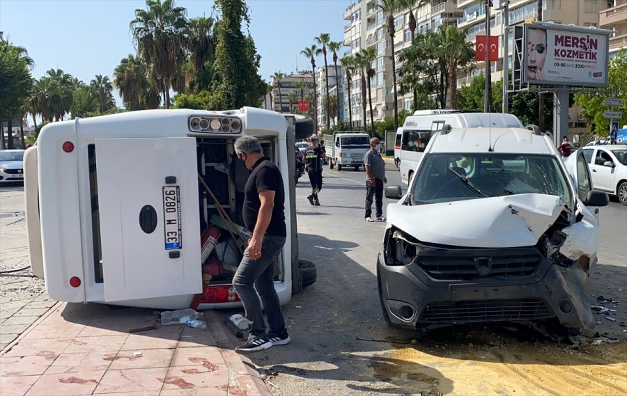 Mersin'de Devrilen Minibüsteki 3 Yolcu Yaralandı