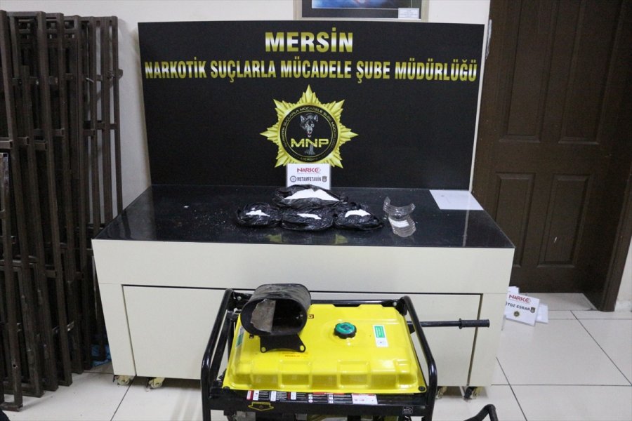 Mersin'de Taksi Bagajındaki Jeneratöre Uyuşturucu Saklayan 2 Zanlı Yakalandı