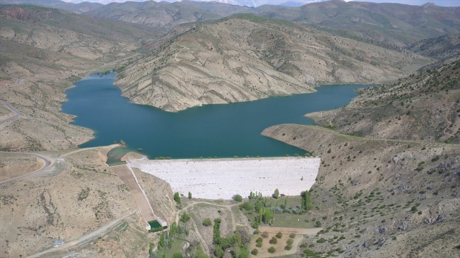 Niğde'de Dsi'nin Yaptığı Modern Sulama Sistemleriyle Ekonomiye 60 Milyon Lira Katkı Sağlandı