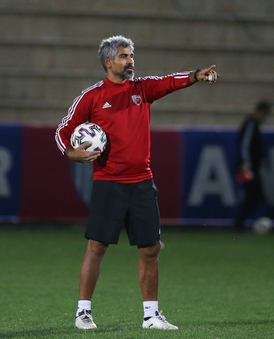 Ankaraspor, İsmet Taşdemir Yönetiminde İlk Antrenmanını Yaptı