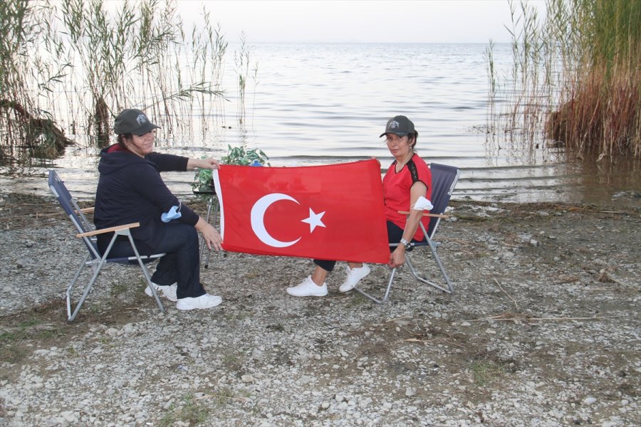 Beyşehir'de Çevre Gönüllüleri Doğayı Temizleyebilmek İçin Birbiriyle Yarışıyor