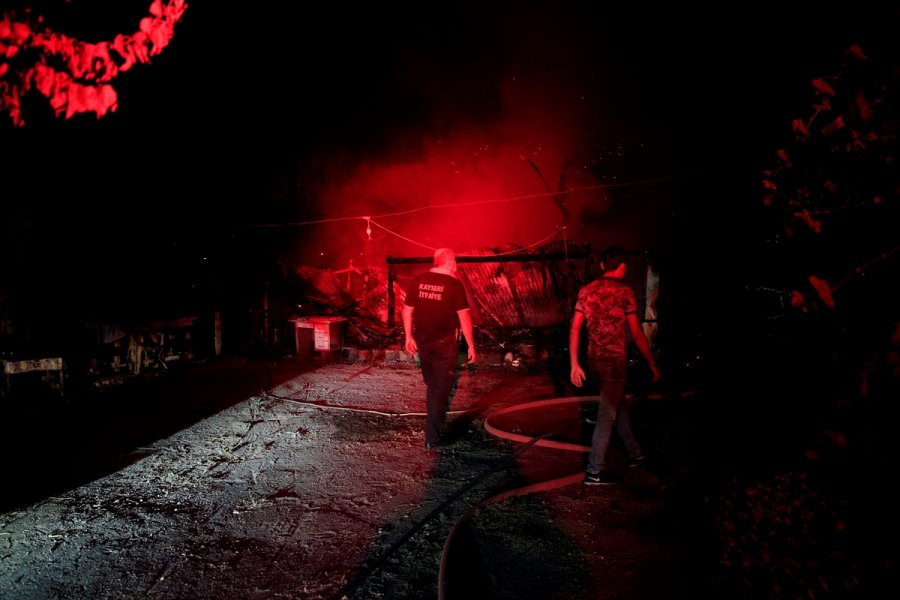 Kayseri'de Evde Çıkan Yangın Hasara Neden Oldu