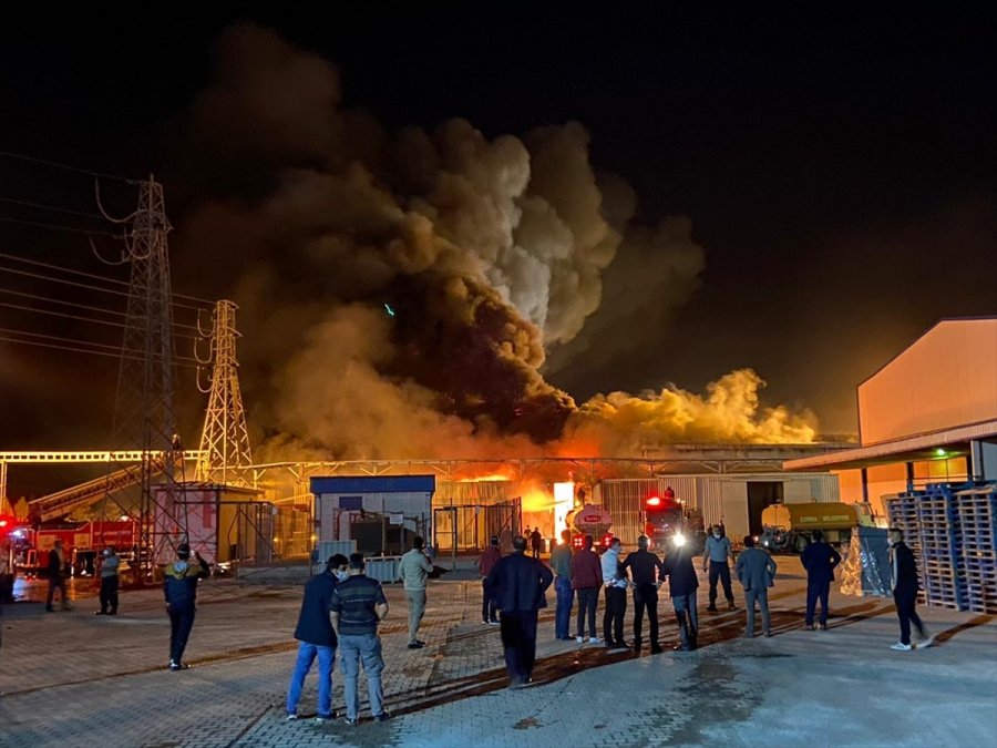 Konya’daki Şeker Fabrikasında Yangın Çıktı
