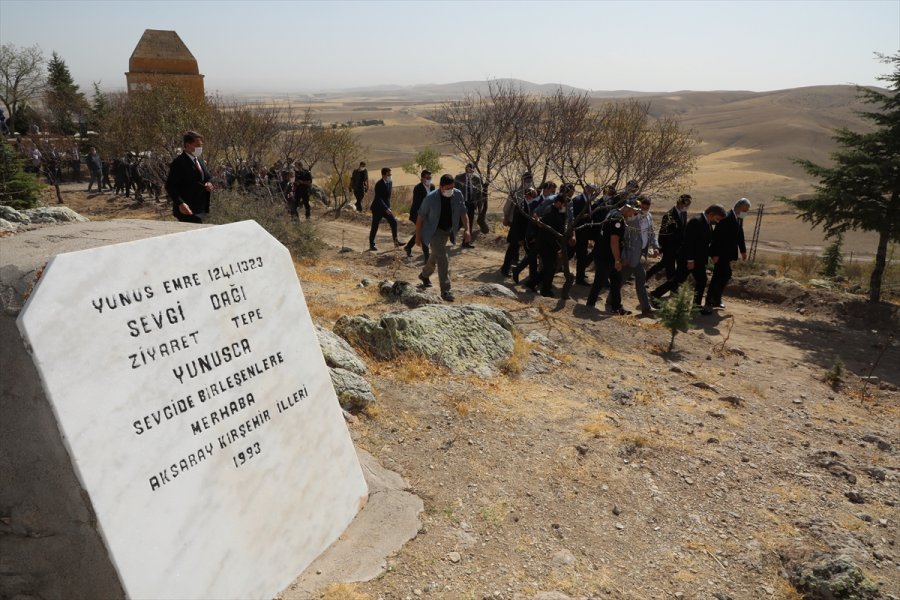 Yunus Emre, Anıt Mezarı Başında Anıldı