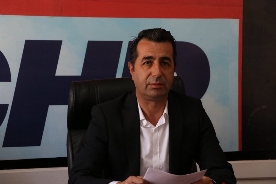 Chp Niğde İl Başkanı Erhan Adem Esnafın Sorunlarını Dile Getirdi