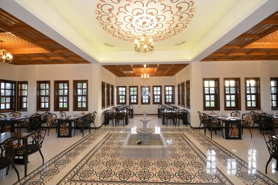 Türkiye'de Güvenli Turizm Belgesi Alan İlk Kafe