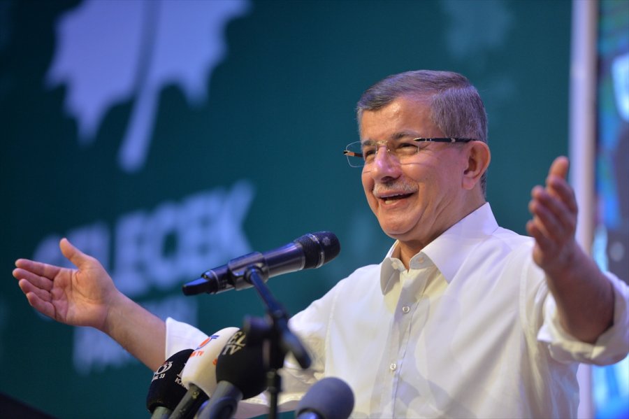 Gelecek Partisi Genel Başkanı Davutoğlu, Partisinin Mersin Kongresine Katıldı