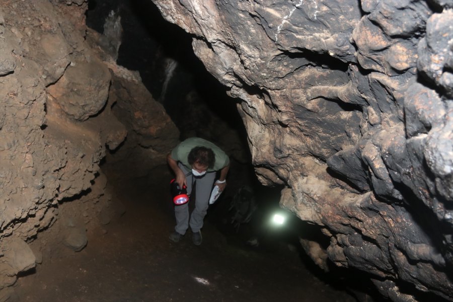 Mağara Duvarında 1700 Yıllık