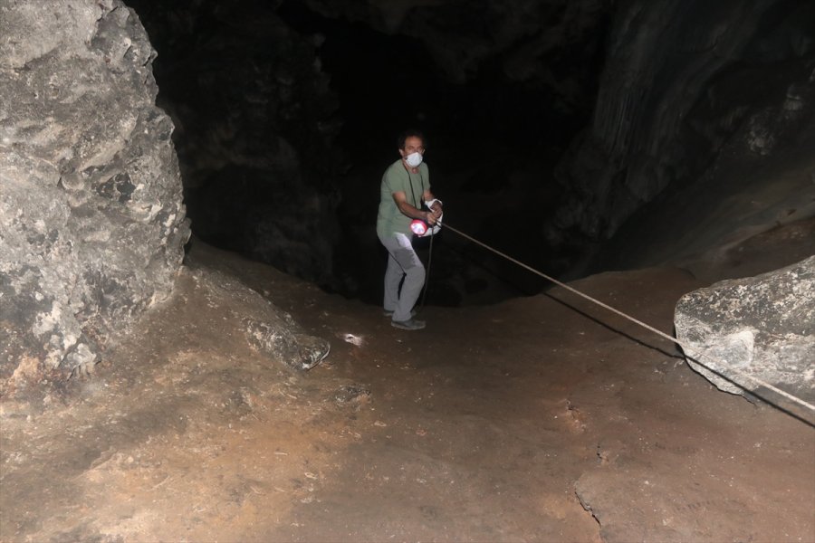 Mağara Duvarında 1700 Yıllık