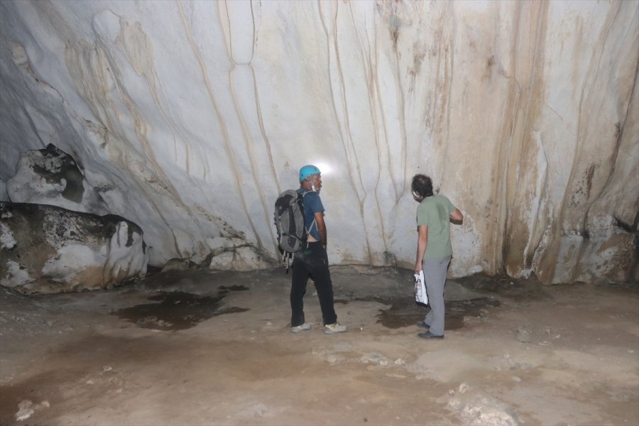 Mağara Duvarında 1700 Yıllık