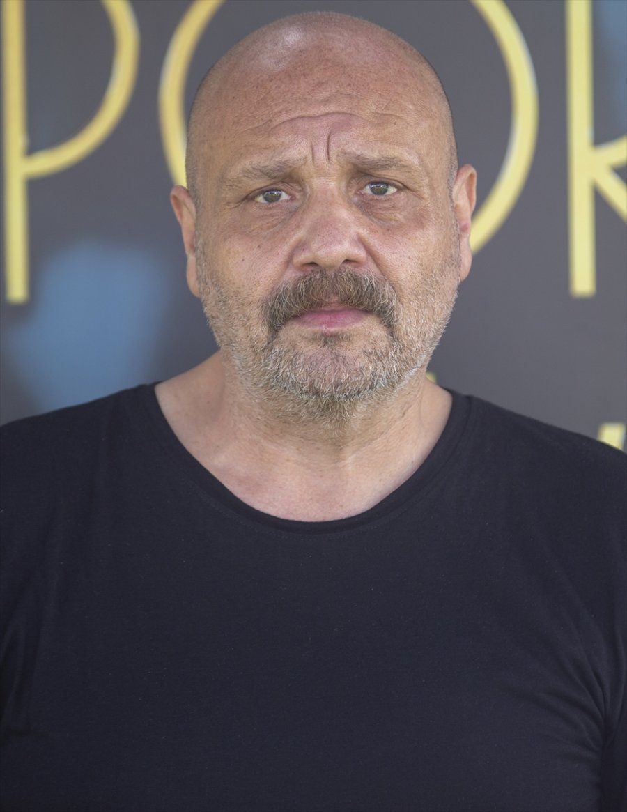 Usta Oyuncu Ahmet Mümtaz Taylan, Her Rolüne İlk Günkü Heyecanla Hazırlanıyor