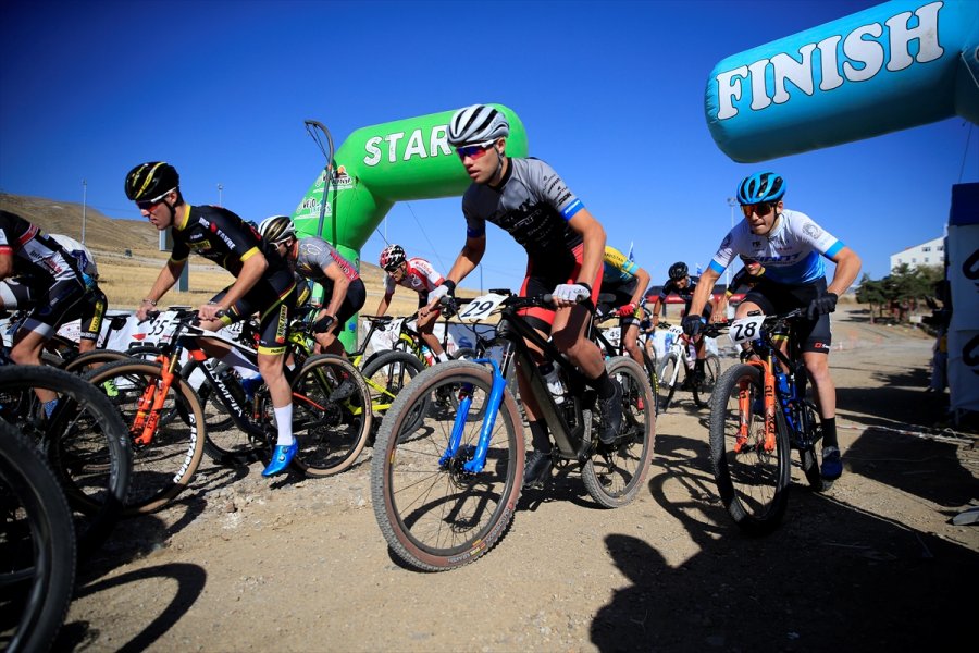 Erciyes Uluslararası Yol Ve Dağ Bisikleti Yarışları Tamamlandı