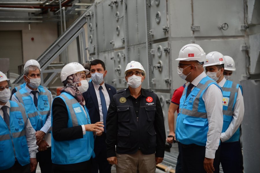 Bakan Dönmez, Türkiye'de İlk Kez Üretilecek Lityumun Pilot Tesisinde Konuştu: