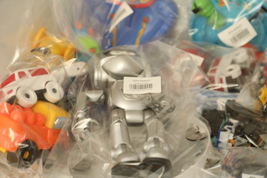 Aksaray'da Vefa Market'e Anlamlı Bağış