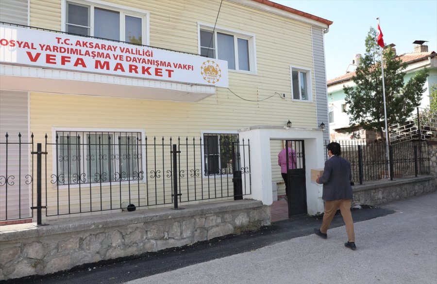 Aksaray'da Vefa Market'e Anlamlı Bağış