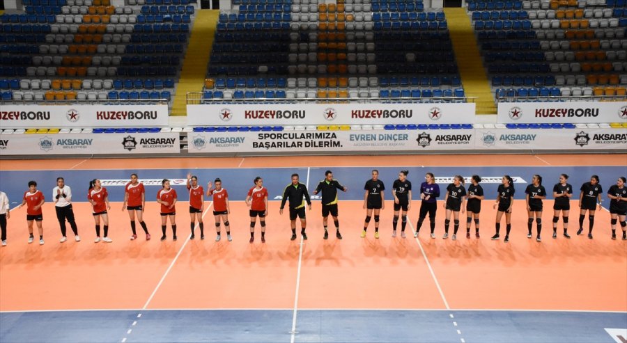 Aksaray Belediyespor: 18 - Üsküdar Belediyespor: 40