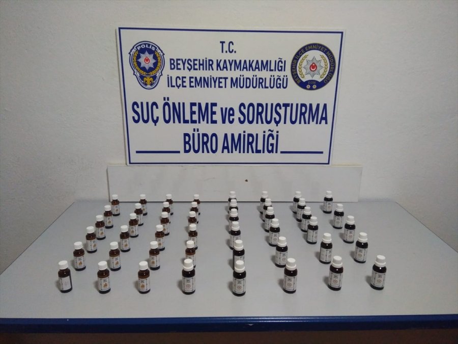 Konya'da Bir İş Yerinde Gümrük Kaçağı 47 Şişe Alkol Katkı Maddesi Yakalandı
