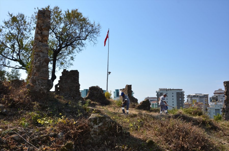 Naula Antik Kenti'nde Çevre Temizliği Çalışması