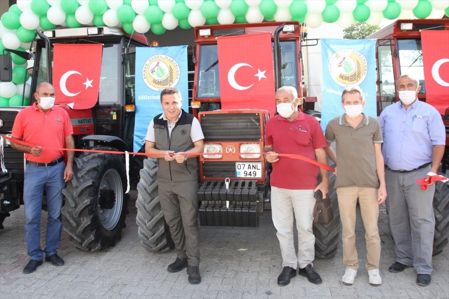 Serik'te Orköy Kredisiyle Orman Köylülerine Traktör Desteği