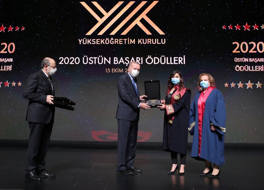 Yök 2020 Üstün Başarı Ödülleri Sahiplerini Buldu