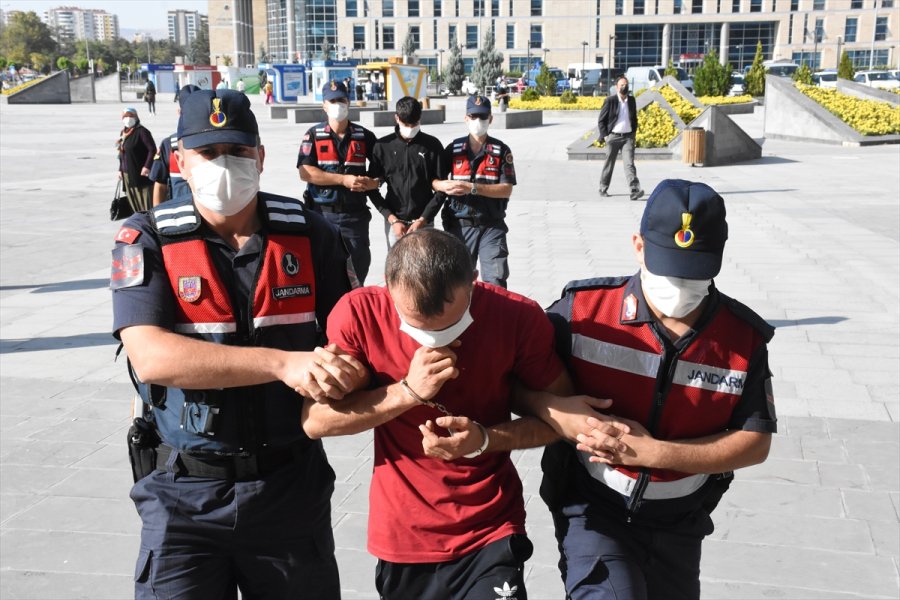 Kayseri'de Villalardan Hırsızlık Yapan 2 Zanlı Tutuklandı