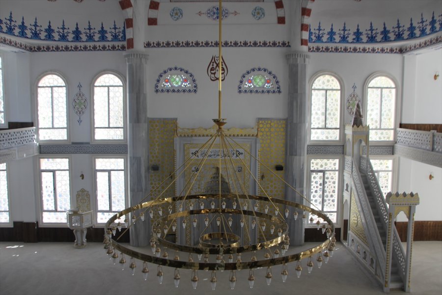 Serik'teki Merkez Camisi'nin İnşaatında Sona Gelindi